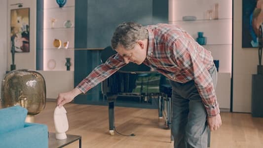 Image El hombre contra la abeja 1