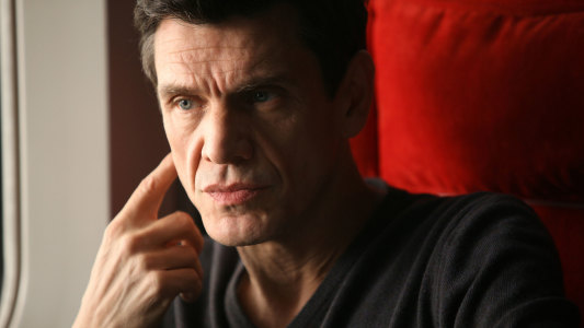 Image Crossing Lines 9