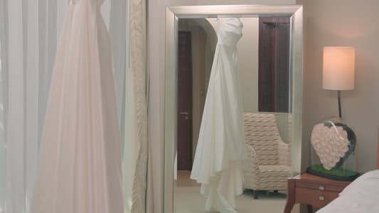 Image Love is Blind: Habibi 9