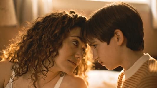 Image The Crowded Room 5