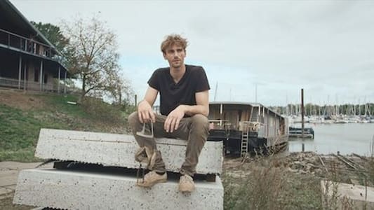 Image The Houseboat 3